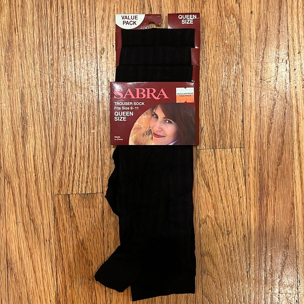 NWT Sabra beige trouser socks